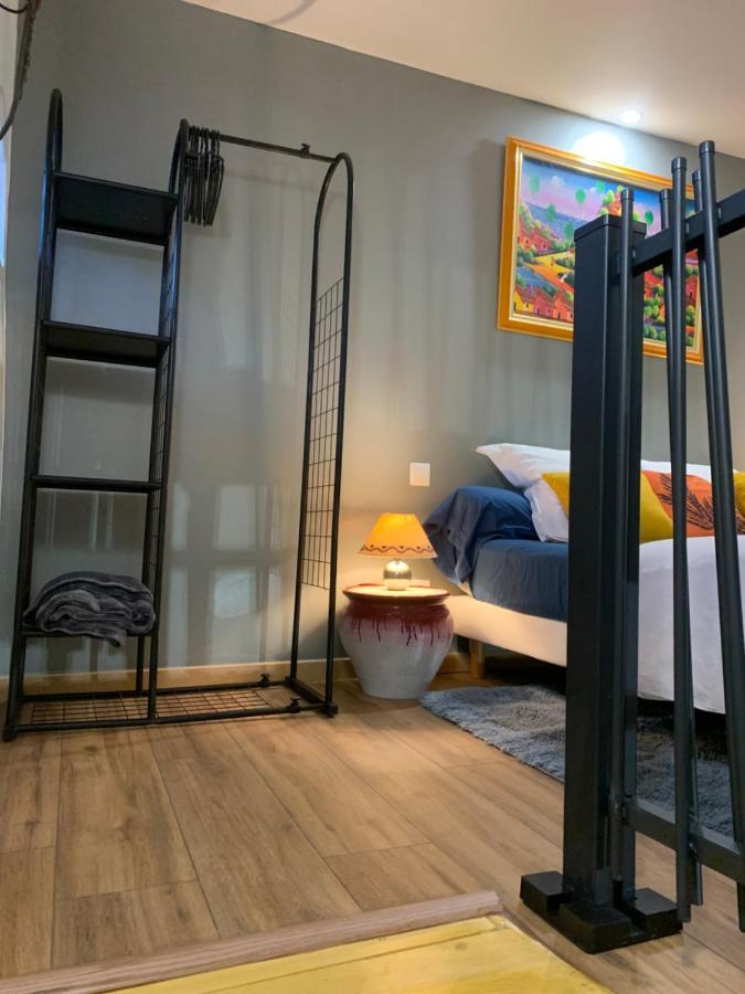Standing Duplex Full Equipements Ideal Moyen Sejours Le Thor Luaran gambar