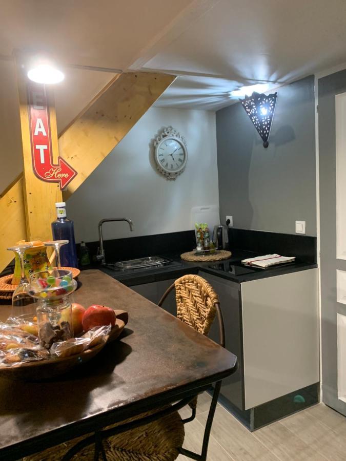 Standing Duplex Full Equipements Ideal Moyen Sejours Le Thor Luaran gambar